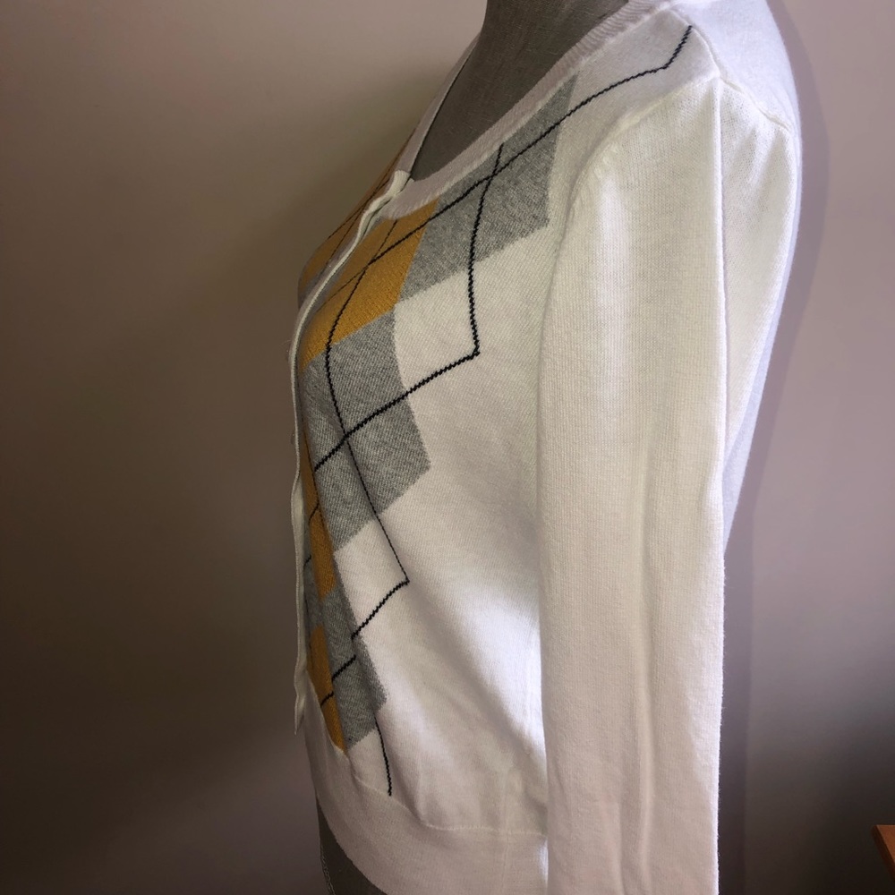 Jacob Cardigan - Picture 3 of 5